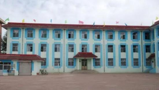 原平市英才职业高级中学